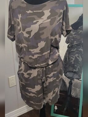Camo Short Sleeve Drawstring Romper - Olive